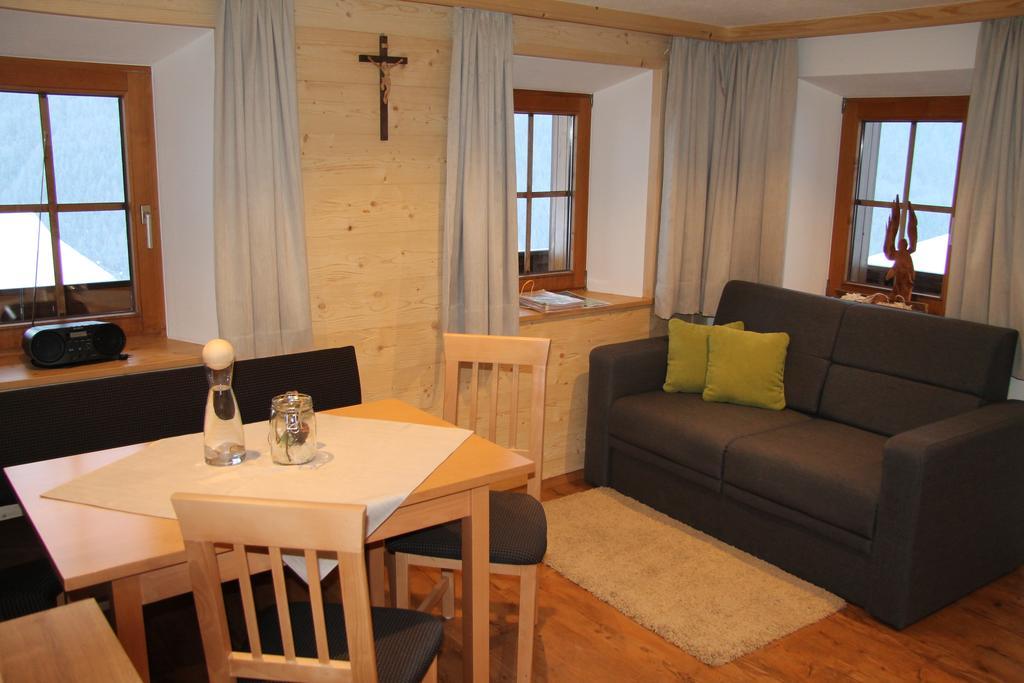 Apartmenthaus Innerkratzerhof Prägraten Exterior foto